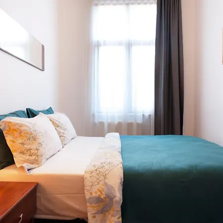 Historic Getaway In Pera شقة اسطنبول