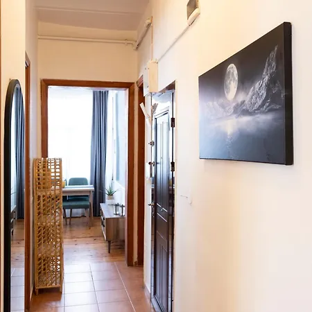 דירה Historic Getaway In Pera *