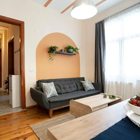 דירה Historic Getaway In Pera איסטמבול