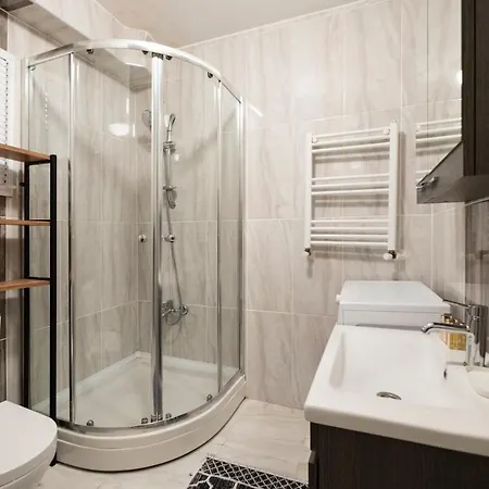Historic Getaway In Pera Apartment